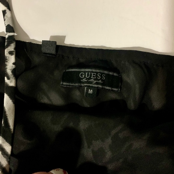 Frilly patterned dressy tank top - Picture 3 of 3